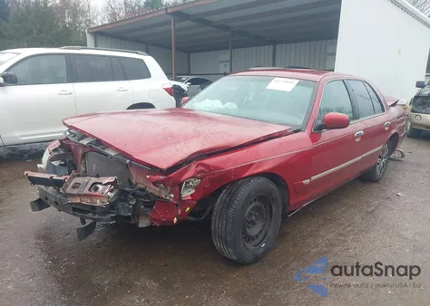 1999 Mercury Grand Marquis Gs z USA, uszkodzony, nr VIN 2MEFM74W5XX683782